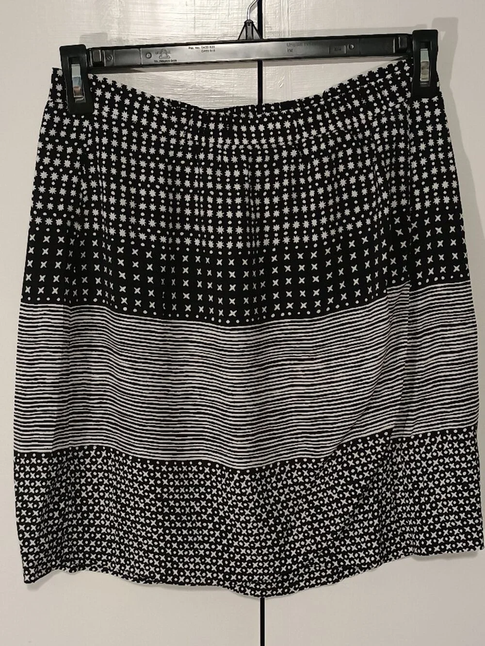 LOFT Black White Mixed Print A-Line Skirt Size 4 | Striped Geometric Mini Skirt